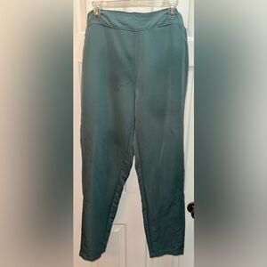 32 Degrees Women’s Green Straight leg pants